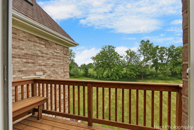 39 Forest Ln, South Barrington, IL 60010 - wooden deck with a yard