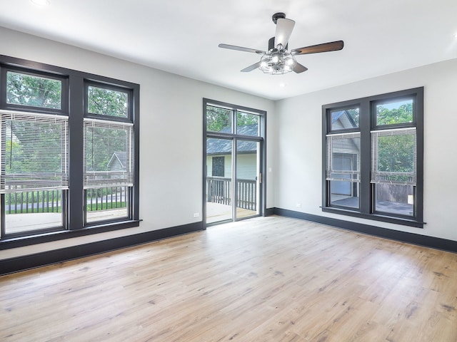 246 S Oak St, Itasca, IL 60143 - spare room featuring light wood-style flooring, a ceiling fan, and recessed lighting
