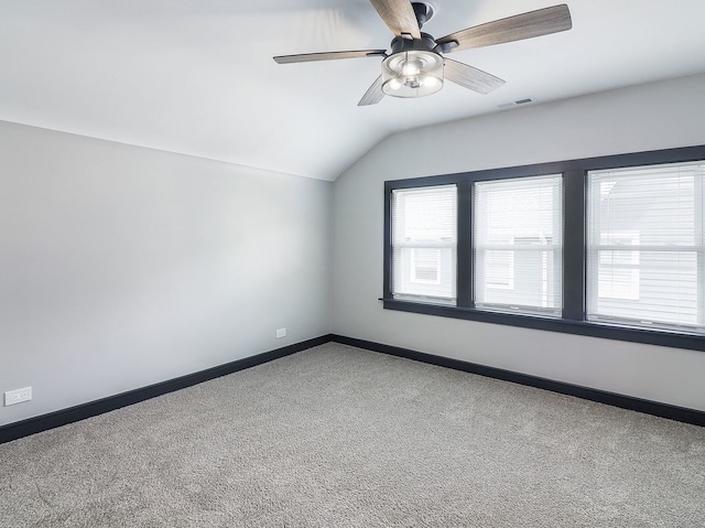 246 S Oak St, Itasca, IL 60143 - bonus room featuring vaulted ceiling, carpet flooring, and ceiling fan