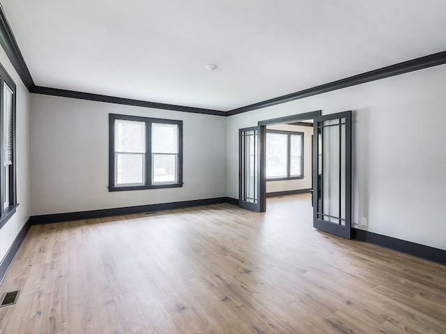 246 S Oak St, Itasca, IL 60143 - unfurnished room featuring crown molding and wood finished floors
