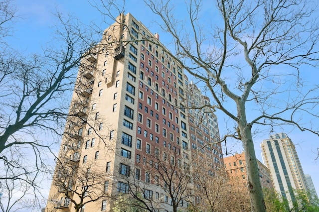2440 N Lakeview Ave Unit 14E, Chicago, IL 60614 - view of building exterior