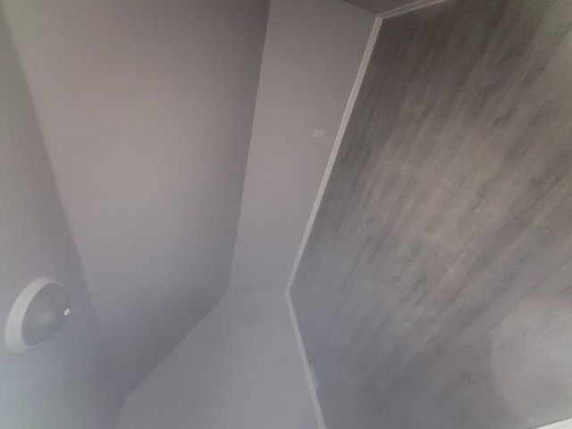 956 2nd Ave, Aurora, IL 60505 - view of unfurnished room