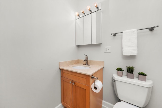 837 E 52nd St Unit 3, Chicago, IL 60615 - bathroom featuring toilet and vanity