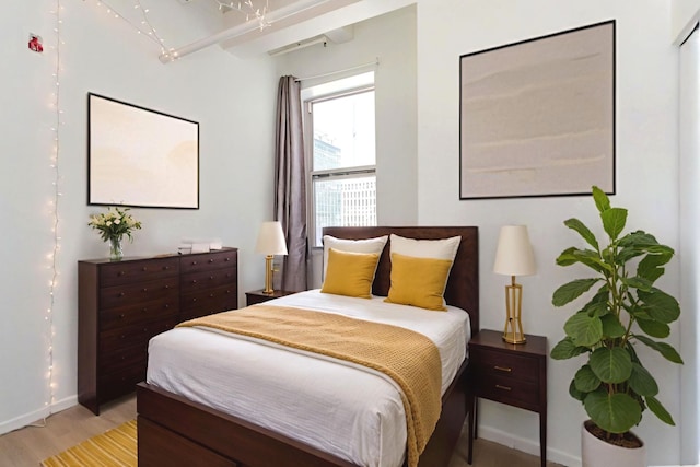 500 S Clinton St Unit 743, Chicago, IL 60607 - bedroom featuring light wood-type flooring and baseboards
