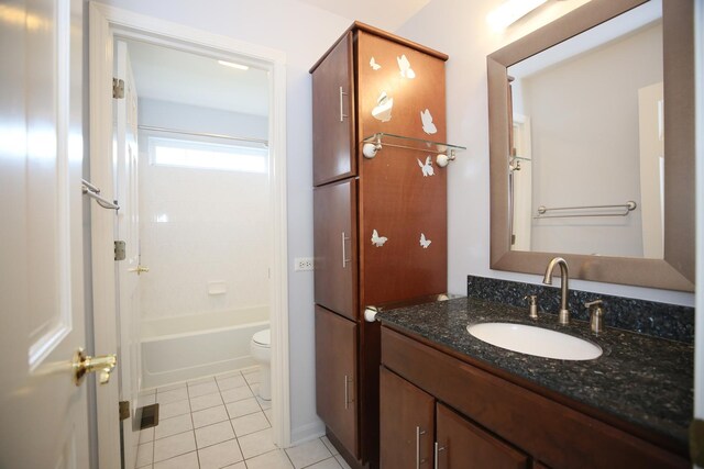 1061 Franklin St, Mundelein, IL 60060 - bathroom featuring tile patterned floors, vanity, and bathtub / shower combination