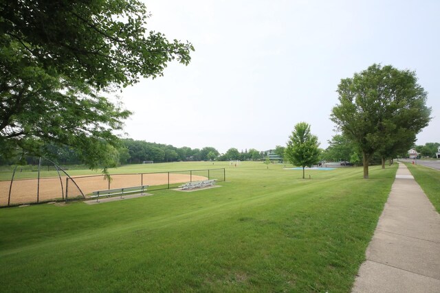 1061 Franklin St, Mundelein, IL 60060 - view of community