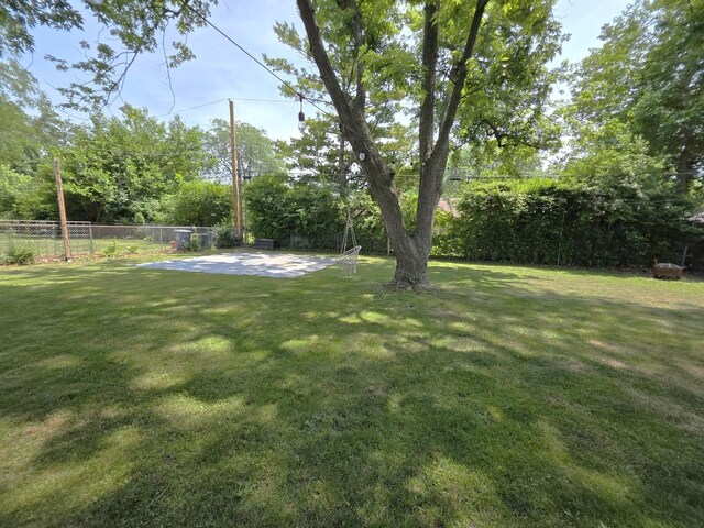 727 N Fordham Ave, Aurora, IL 60506 - view of yard featuring a patio