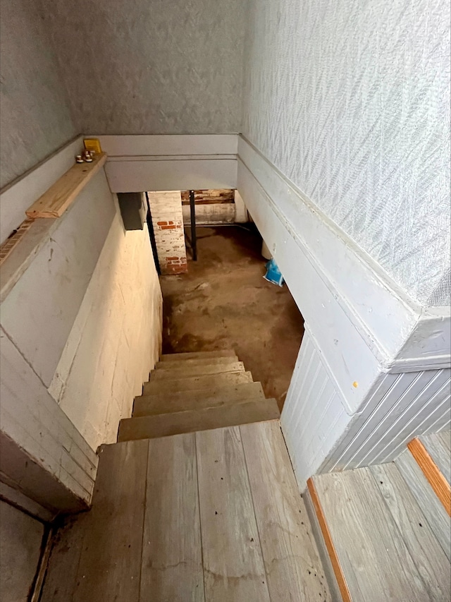 1116 E 2300 N Rd, Danforth, IL 60930 - view of stairs