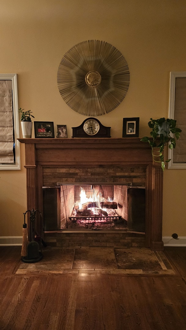 40752 N Grand Ave, Antioch, IL 60002 - detailed view of a fireplace with flush hearth and wood finished floors