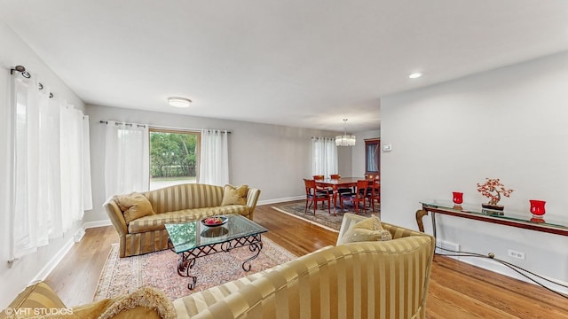 4266 W Pratt Ave, Lincolnwood, IL 60712 - photo 2