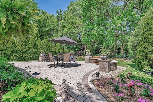 2319 Hutchison Rd, Flossmoor, IL 60422 - view of patio / terrace featuring outdoor dining space