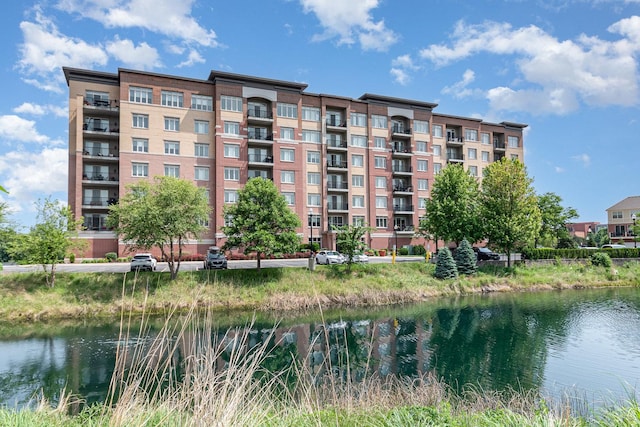 1199 E Port Clinton Rd Unit 305, Vernon Hills, IL 60061 - view of apartment building / complex featuring a water view