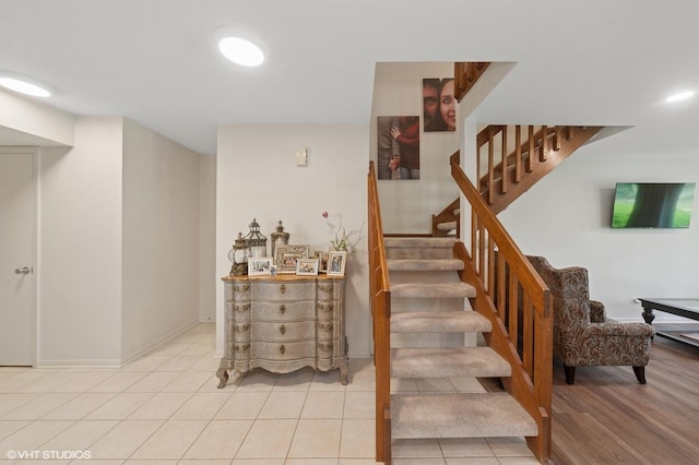 336 Redwing Dr Unit 18-3, Deerfield, IL 60015 - stairway featuring tile patterned floors and baseboards