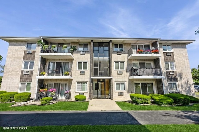6530 W 94th Pl Unit 2A, Oak Lawn, IL 60453 - view of apartment building / complex