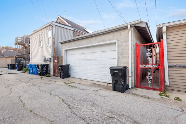 2713 W 24th Pl, Chicago, IL 60608 - detached garage with a gate