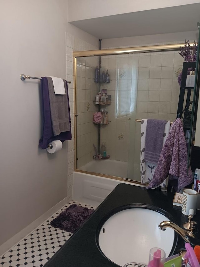 853 Greenbriar Ln, University Park, IL 60484 - bathroom with combined bath / shower with glass door and a sink