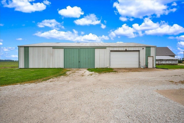 708 N 1950th Rd, Tonica, IL 61370 - detached garage featuring driveway