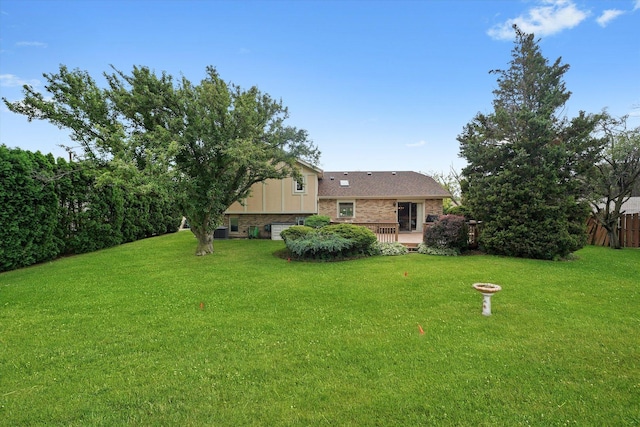 9242 Pembrooke Ln, Orland Park, IL 60462 - view of yard