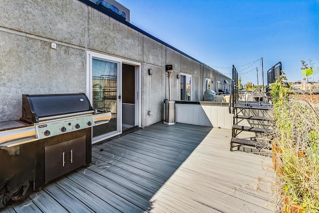 1223 W Cottage Pl, Chicago, IL 60607 - deck featuring area for grilling