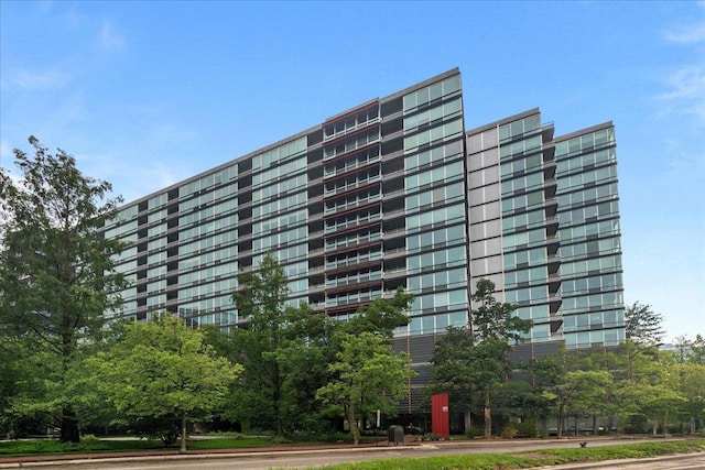 800 Elgin Rd Unit 1021, Evanston, IL 60201 - view of building exterior