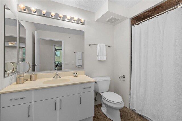 800 Elgin Rd Unit 1021, Evanston, IL 60201 - bathroom with vanity and curtained shower