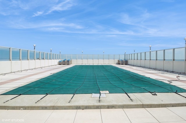 2626 N Lakeview Ave Unit 2012, Chicago, IL 60614 - view of swimming pool with a patio