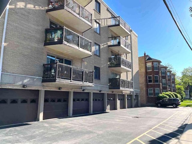 900 S River Rd Unit 3A, Des Plaines, IL 60016 - view of apartment building / complex