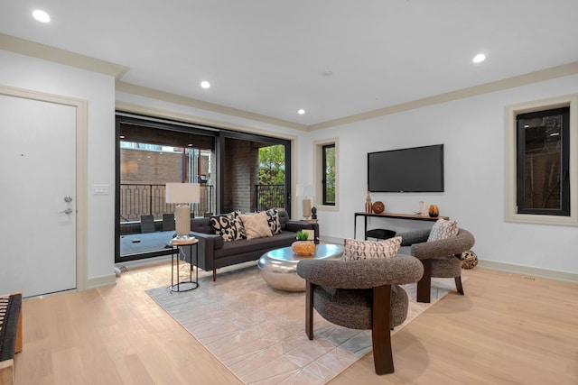 1646 N Orchard St Unit 1S, Chicago, IL 60614 - living room featuring light wood-style flooring and recessed lighting