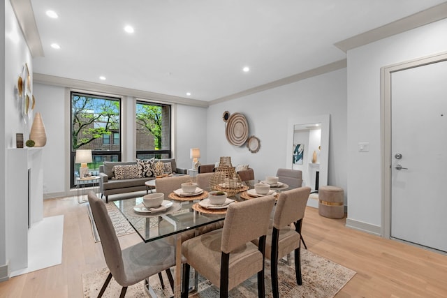1646 N Orchard St Unit 1S, Chicago, IL 60614 - dining area with light wood-style floors and recessed lighting