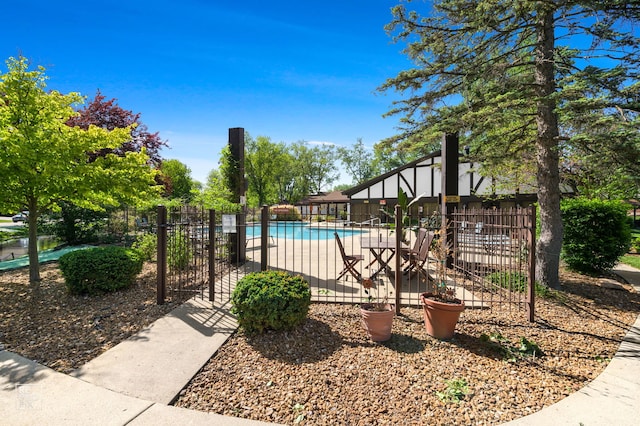 11210 Sycamore Ln Unit 61D, Palos Hills, IL 60465 - community pool with a patio area