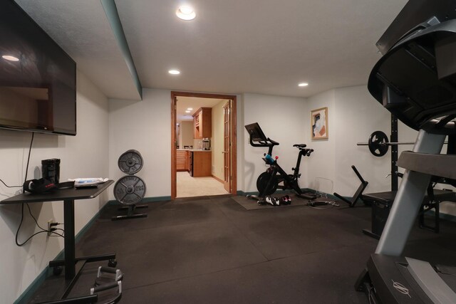 807 Eddy Rd, Bloomington, IL 61704 - workout area featuring baseboards and recessed lighting