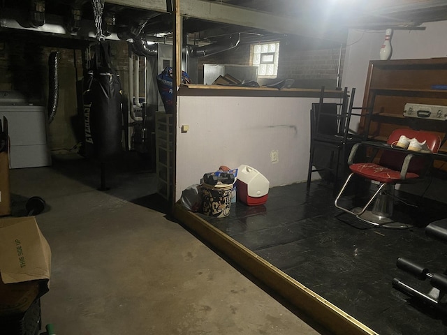 14201/2 Wentworth Ave, Calumet City, IL 60409 - basement with washer / clothes dryer