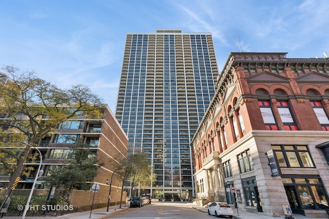 1560 N Sandburg Ter Unit 915, Chicago, IL 60610 - view of property