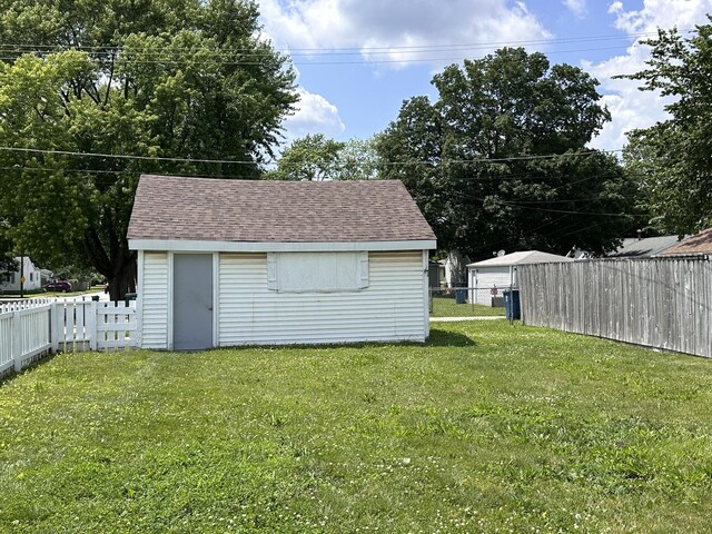 295 S Clinton Ave, Bradley, IL 60915 - photo 30