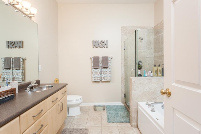 4124 N Kenmore Ave Unit Gs, Chicago, IL 60613 - full bath with vanity, a bath, a stall shower, and tile patterned floors