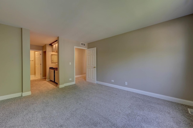 195 Island Ct Unit 195, Schaumburg, IL 60193 - unfurnished bedroom with light colored carpet and ensuite bath