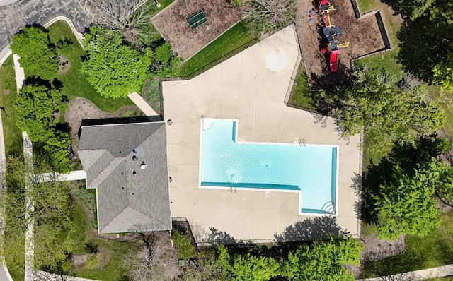 195 Island Ct Unit 195, Schaumburg, IL 60193 - bird's eye view of a pool area