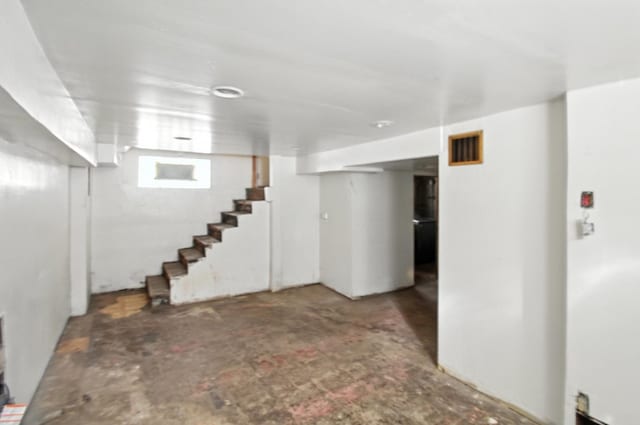 8619 S Jeffery Blvd, Chicago, IL 60617 - basement with stairway