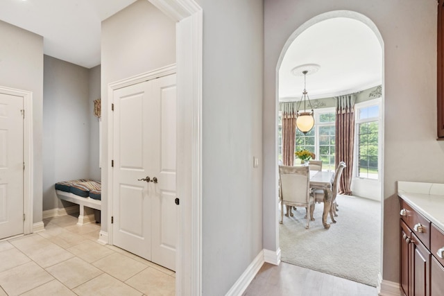 6N707 Brookhaven Ln, Saint Charles, IL 60175 - corridor with baseboards