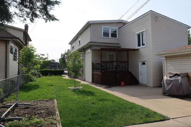 5125 N La Crosse Ave, Chicago, IL 60630 - back of property with a patio area