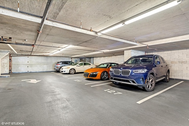 653 N Kingsbury St Unit 2202, Chicago, IL 60654 - parking deck with concrete block wall