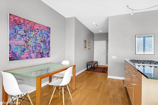 653 N Kingsbury St Unit 2202, Chicago, IL 60654 - dining area with light wood-type flooring and recessed lighting