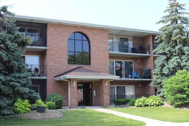 4931 E Circle Dr Unit 104, Crestwood, IL 60418 - photo 2