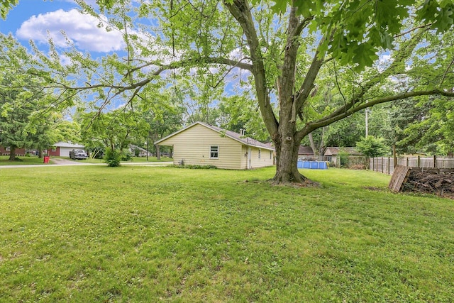 1413 Garden Hills Dr, Champaign, IL 61821 - view of yard