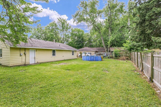 1413 Garden Hills Dr, Champaign, IL 61821 - view of fenced backyard