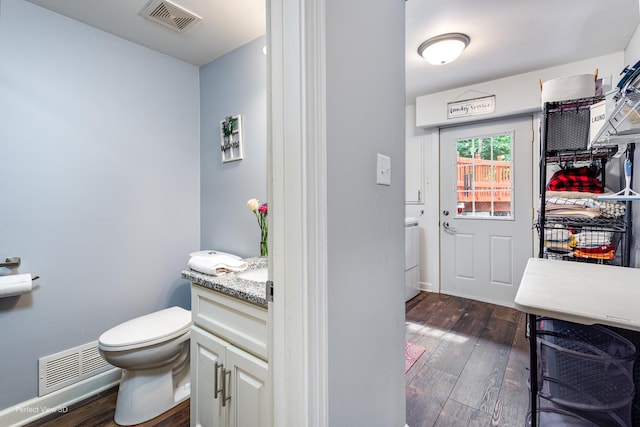 20131 E Brightway Dr, Mokena, IL 60448 - doorway with dark wood finished floors and washer / clothes dryer