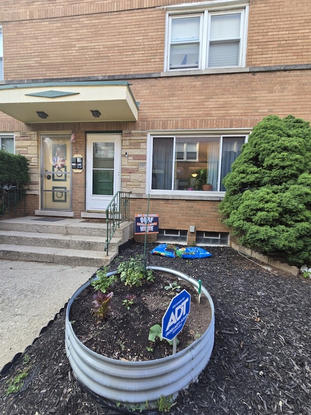 1007 S Oak Park Ave Unit E, Oak Park, IL 60304 - entrance to property with brick siding