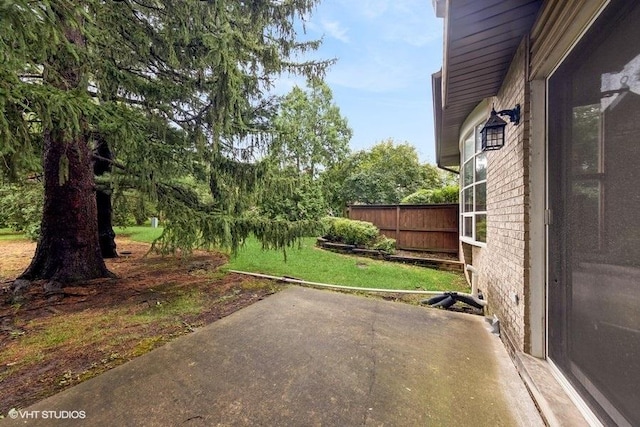 1031 Claremont Dr, Downers Grove, IL 60516 - photo 14
