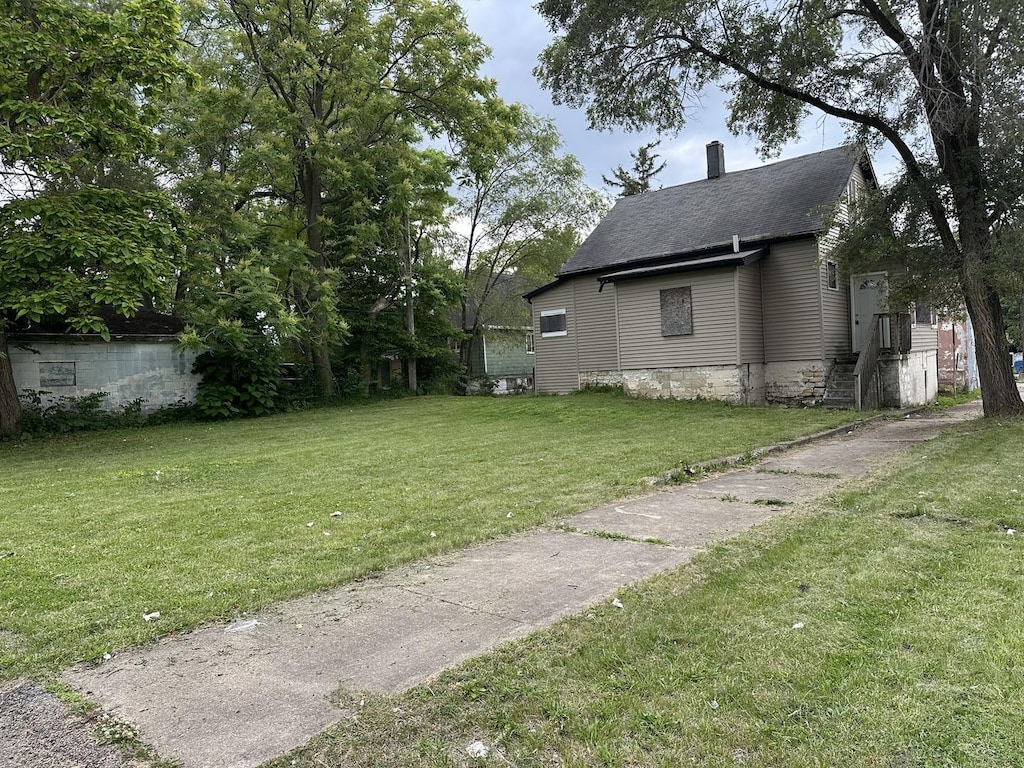 208 E Birch St, Kankakee, IL 60901 - view of grassy yard