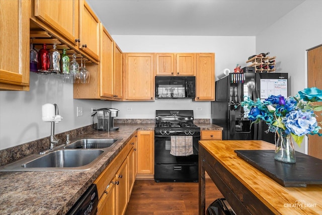 3621 Hyde Park Ct, Elgin, IL 60124 - kitchen with black appliances and dark wood-style floors